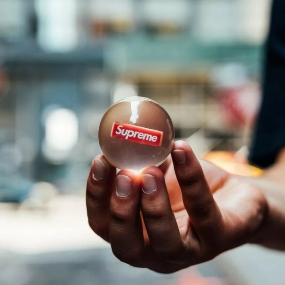 SUPREME | NWT 1PC LIMITED EDITION BOUNCY BALL FW18 - Picture 5 of 6